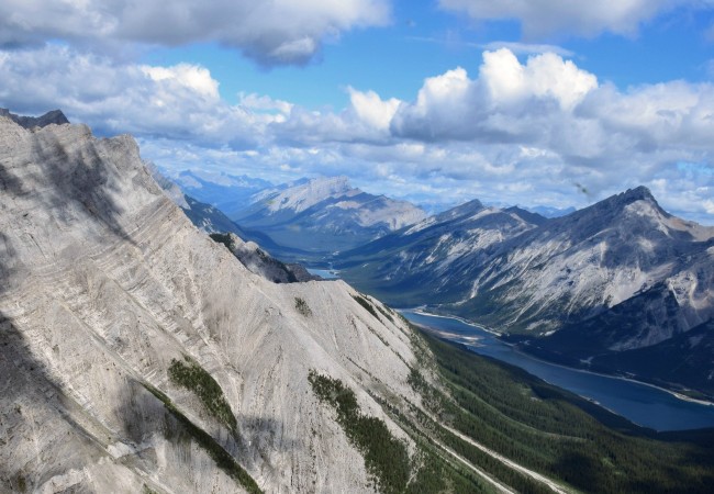 Video:  A Spectacular Helicopter Tour Over the Canadian Rockies