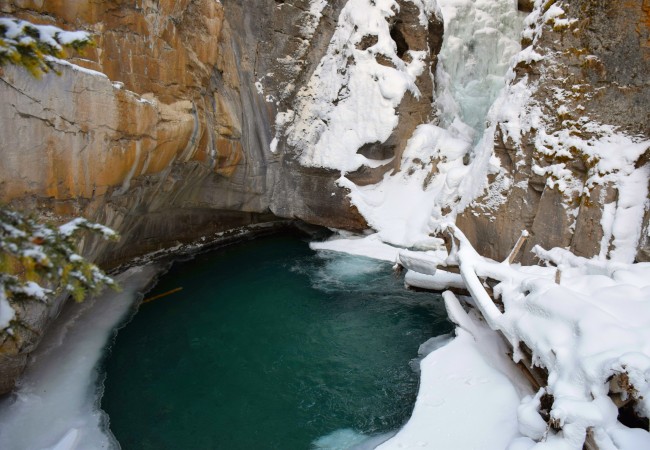 Hiking Banff’s Johnston Canyon in Winter