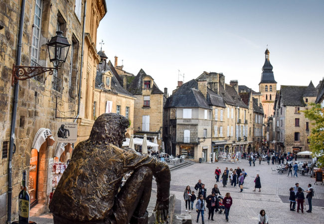 A Courtly Stay in Les Suites Sarladaises in Sarlat, France